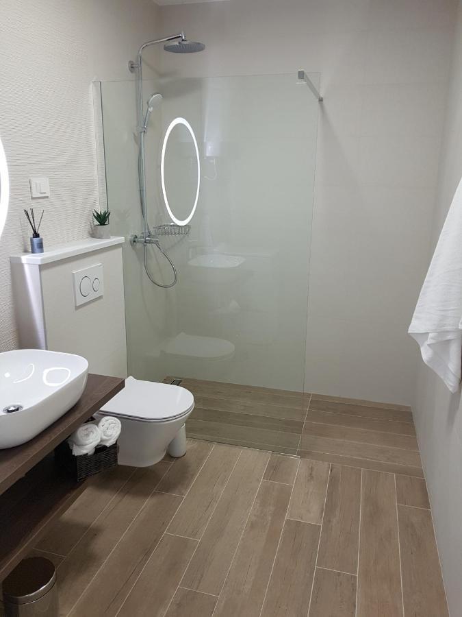 La Vista Apartments 미미체 외부 사진